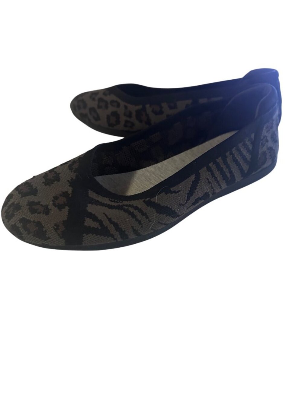 Cloud Steppers Cushion Soft Clarks green leopard print flats size 9M